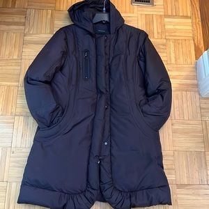 TAHARI puffer hooded Winter coat, size M